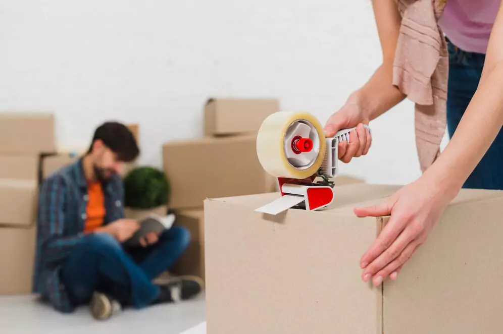 Commercial moving company